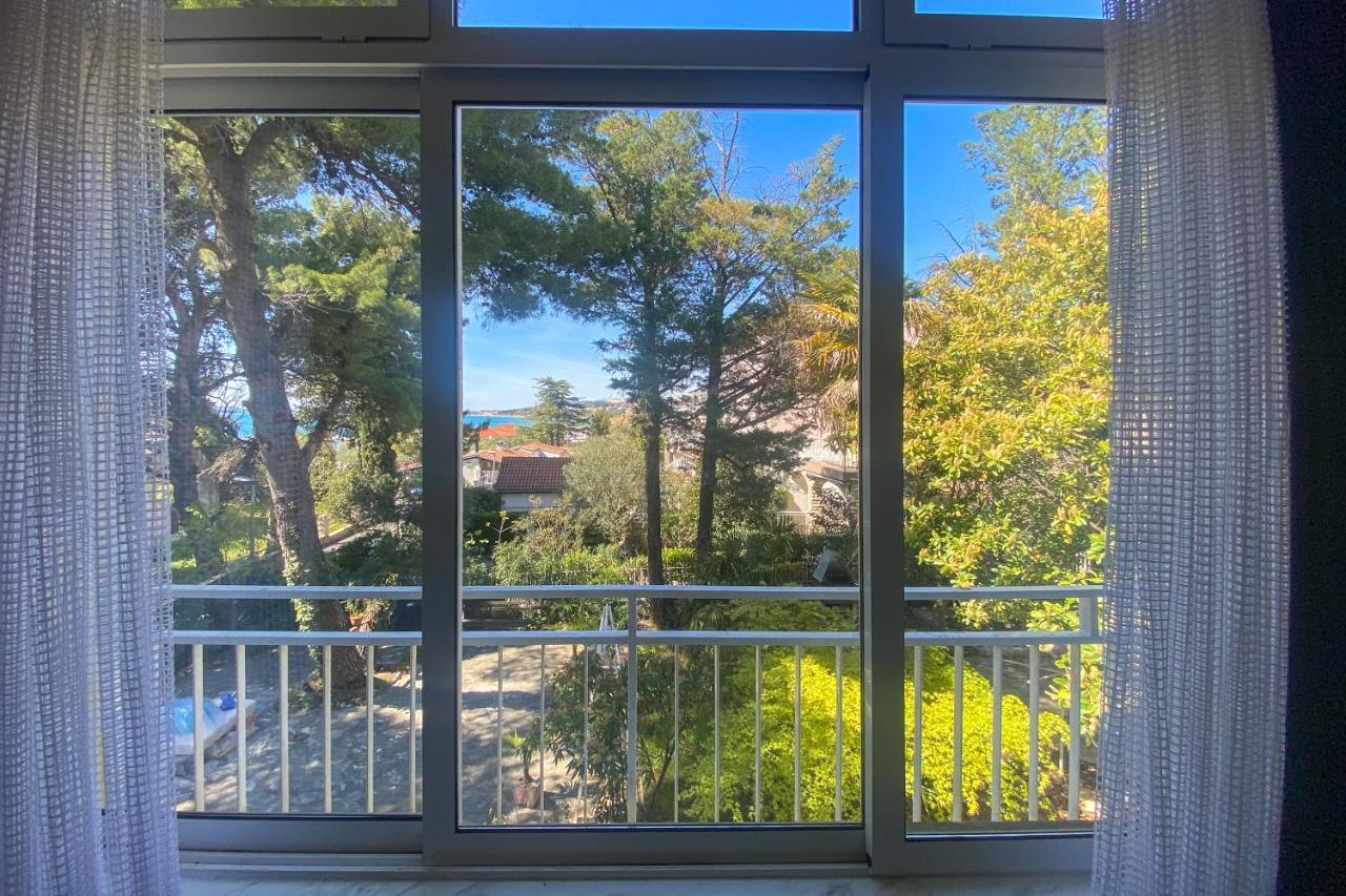 Beach Apartment - 50M From The Beach With Free Parking Biograd Na Moru Exteriér fotografie