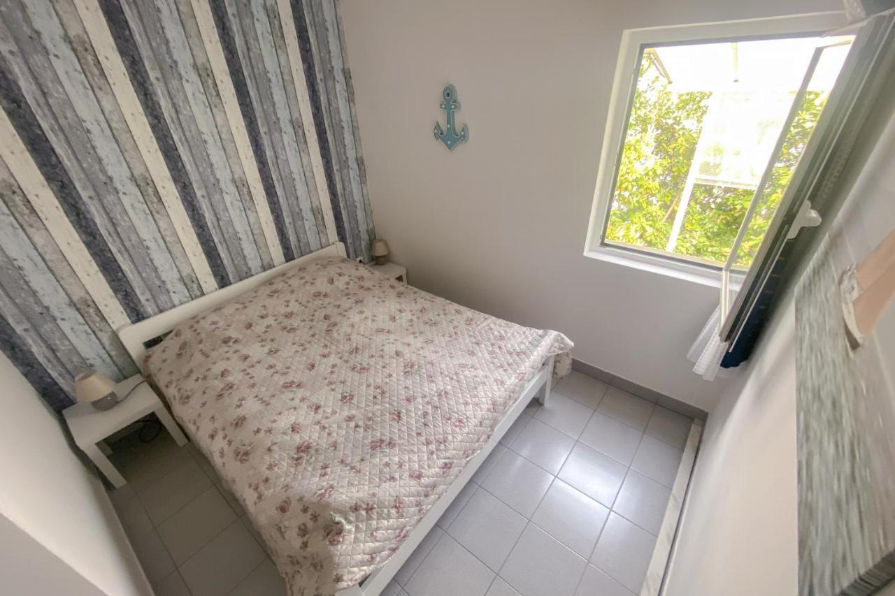 Beach Apartment - 50M From The Beach With Free Parking Biograd Na Moru Exteriér fotografie